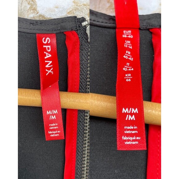 SPANX The Perfect Jumpsuit Sleeveless Back Zip Bootcut Leg Classic Black medium - Picture 5 of 12